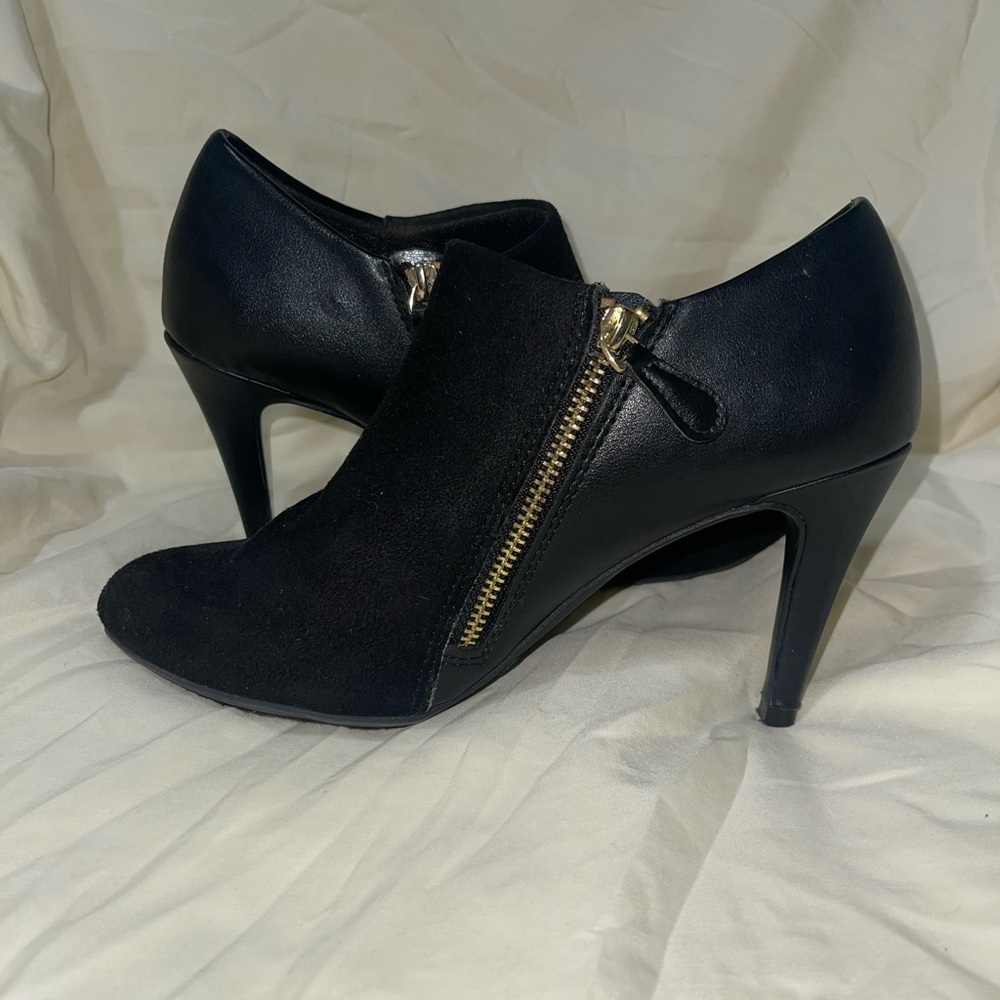 DexFlex Comfort heels
